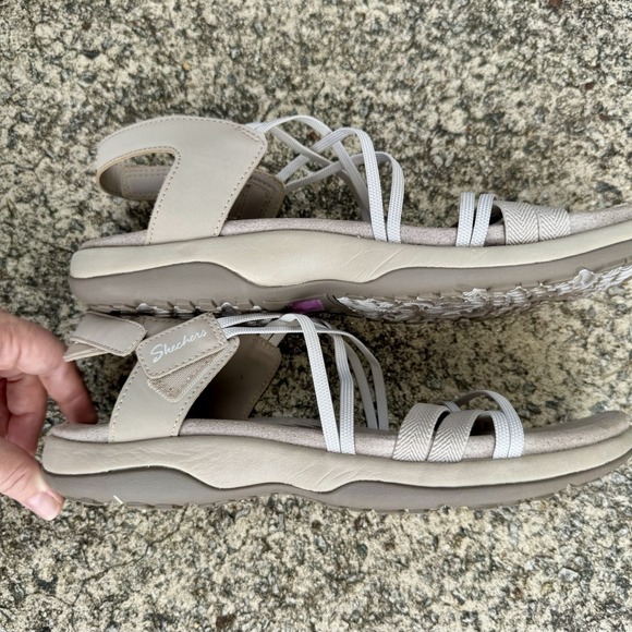 Skechers Women's Size 10 Sandal Reggae-Slim Takes Two Taupe Sport Comfort Yoga - Picture 6 of 11